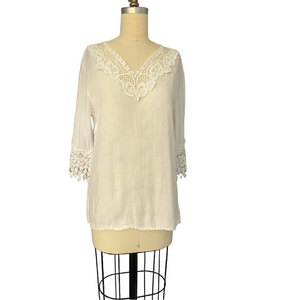 Italian Linen top white lace with lace detailing | Vanessa Alexandra med